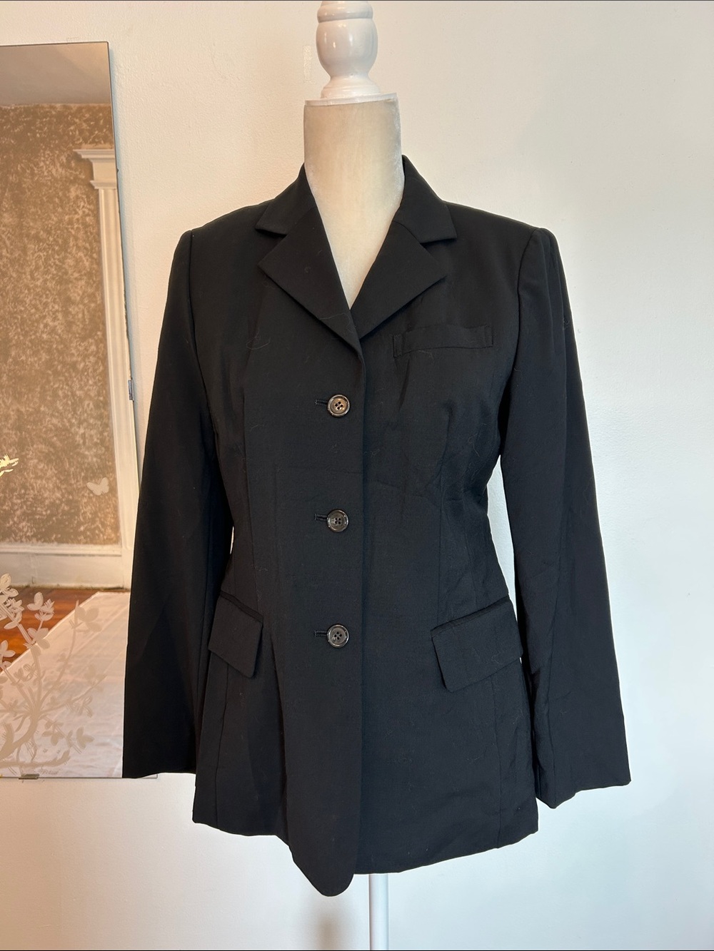 Tailored Black Women's Blazer Jacket - Unbranded